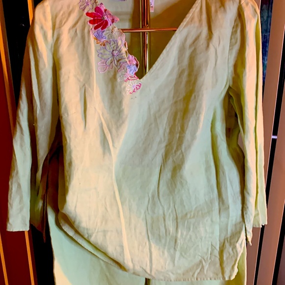 Irish Linen Pantsuit - Picture 2 of 8